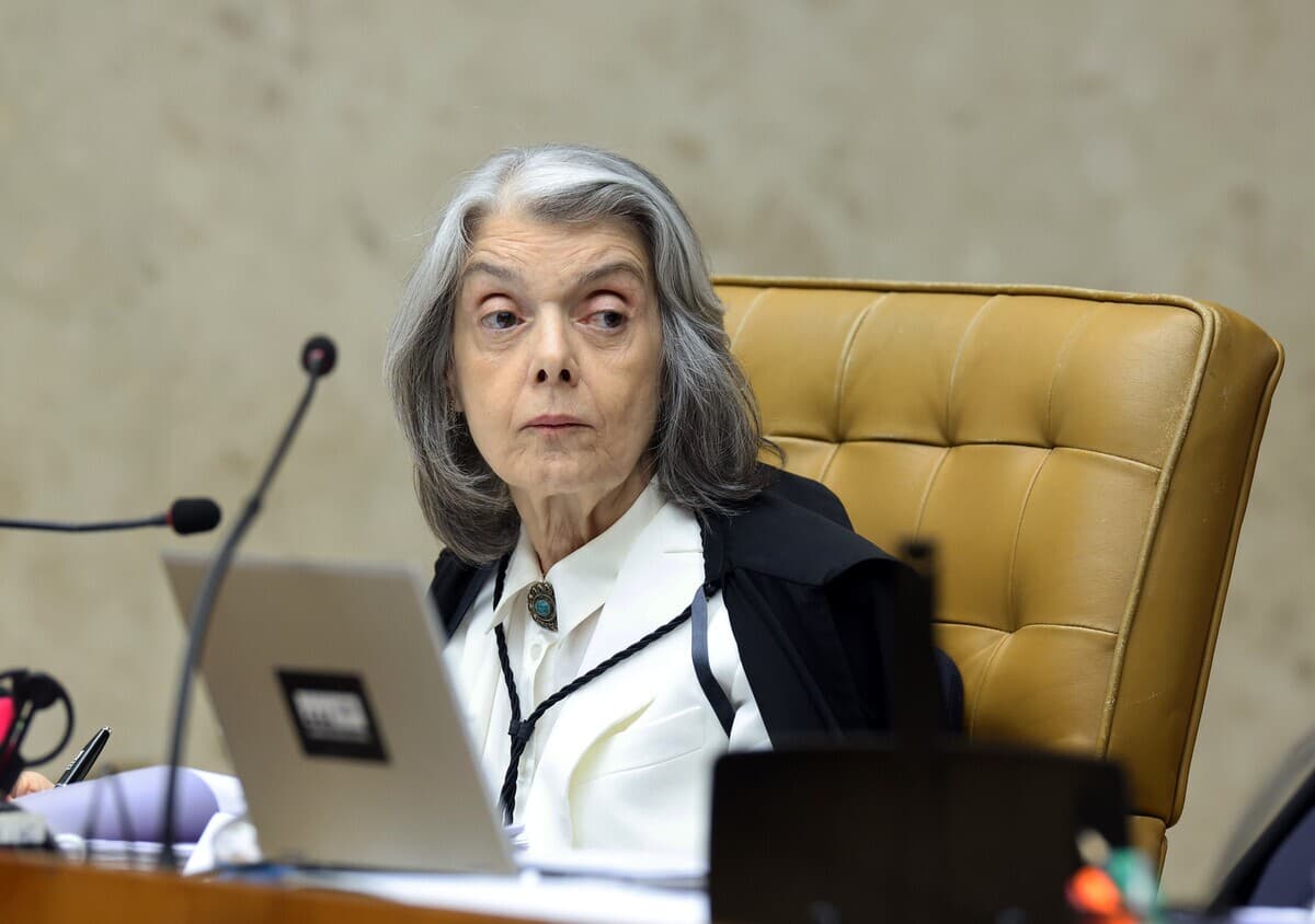 Ministra Cármen Lúcia dá o tom do dia no STF: “não garantimos o rigor que deveríamos”